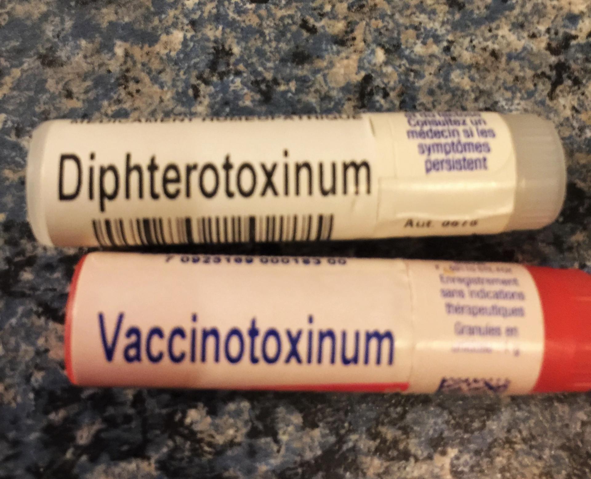 Diphterotoxinum vaccinotoxinum